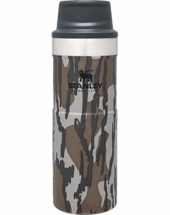 Stanley Classic Trigger-Action 20-Ounce Mug, Camouflage